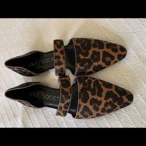 Leopard flats